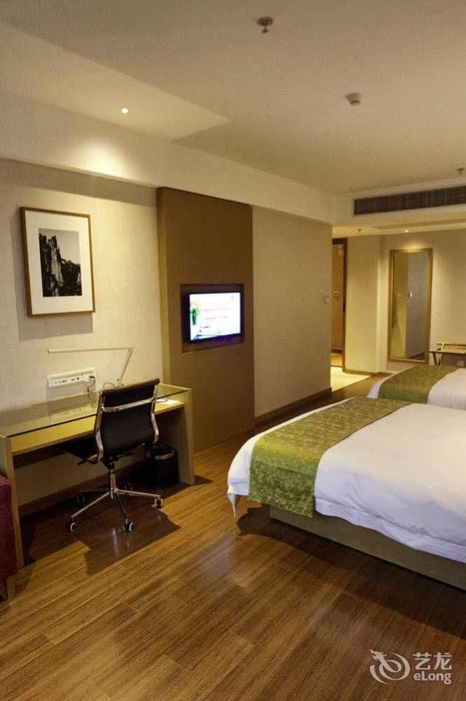 Heyi Hotel Hefei Changjiang Middle Road Exterior photo
